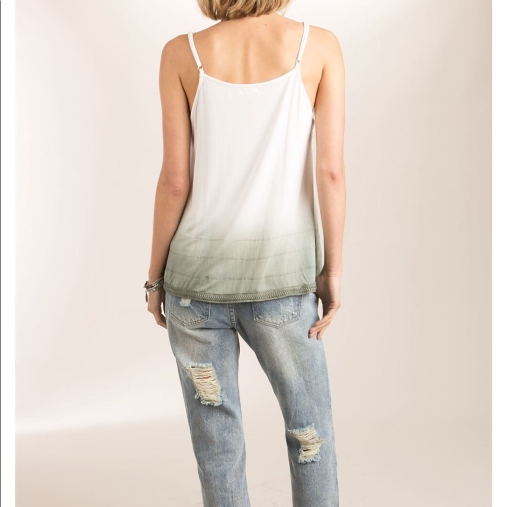 BUY1GET1 1️⃣left Ivory/Sage dip dyed tank - Picture 2 of 6